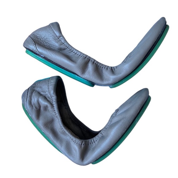 Tieks Shoes - Tieks by Gavrieli Grey Italian Leather Foldable Ballet Flats Size 6